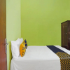 Отель SPOT ON 91869 Insan Mulia Kost Syariah, фото 8