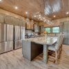 Отель Wanderer by Avantstay Sleeps 34, A+ Custom Smokies Cabin, фото 12