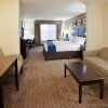 Отель Holiday Inn Express Hotel & Suites Merced, an IHG Hotel в Мерседе