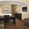 Отель La Quinta Inn & Suites by Wyndham Karnes City - Kenedy, фото 3