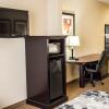 Отель Sleep Inn & Suites, фото 4
