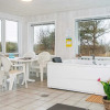 Отель 12 Person Holiday Home in Ebeltoft, фото 13