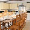 Отель Beautifully Converted 400 Year Old Threshing Barn In East Devon Pet Friendly, фото 10