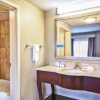 Отель Hampton Inn & Suites Madison-West, фото 29