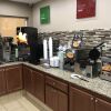 Отель Quincy Inn and Suites, фото 10