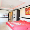 Отель Sea View Apartment Jomtien Beach Condominium S2 16th Floor Pattaya, фото 1