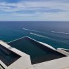 Отель Luxurious Oceanfront Living, Minutes From Downtown: Villa Land's End, фото 7