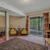 Отель Mountain View Hideaway- A Fun Time Away!, фото 7