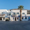 Отель Parikia s Crossroad 3 Bedroom House, фото 1