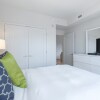 Отель Global Luxury Suites near Union Station, фото 37