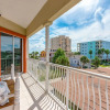 Отель Penthouse Luxury - Exquisite Oceanside Condo, фото 26