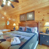 Отель Sevierville Cabin w/ Hot Tub: 5 Mi to Pigeon Forge, фото 5