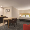 Отель Country Inn & Suites by Radisson, Dunn, NC, фото 6