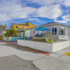 Отель Beach 2 Bay 2 2 Bedroom Home, фото 18
