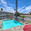 Отель Motel 6 Westminster South - Long Beach, фото 13
