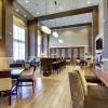 Отель Hampton Inn & Suites Milwaukee West, фото 24