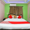 Отель OYO 22566 Red Velvet Inn, фото 6