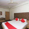 Отель OYO 22315 Hotel Rajdoot Gaurav, фото 7