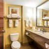 Отель Comfort Suites Forsyth near I-75, фото 22