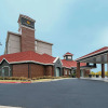 Отель La Quinta Inn & Suites by Wyndham Oklahoma City - NW Expwy, фото 1