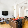Отель EVAN, 1BDR Southbank Apartment, фото 8