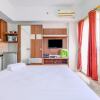 Отель Warm And Cozy Studio At Margonda Residence 3 Apartment, фото 3