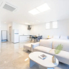 Отель Yeosu Rebeu183184 Oceanview Pension, фото 4