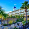 Отель Waves Resort Corpus Christi в Общественном пляже о. Падре Айленд