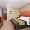 Отель Comfort Inn & Suites North, фото 10