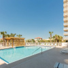 Отель Gulf-front Gem: Lake Views, Beach Access & 3 Pools 2 Bedroom Condo, фото 1