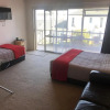 Отель Absolute Lakeview Motel, фото 6