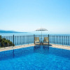 Отель Villa Elpida Private Pool Walk to Beach Sea Views A C Wifi Car Not Required - 2423, фото 9