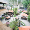 Отель Formerly RedDoorz Premium near Senggigi Beach, фото 35