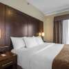Отель Comfort Suites Saskatoon, фото 7
