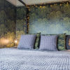 Отель Pine Tree Cottage, Easton, фото 12