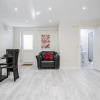 Отель Cosy 2BR Maisonette Near Hospital & Stations, фото 2