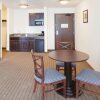 Отель Holiday Inn Express & Suites Omaha I-80, an IHG Hotel, фото 28