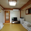 Отель Gallery Jin Hanok Guesthouse, фото 4