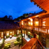 Отель Lijiang Scenic Vacation Hotel, фото 1