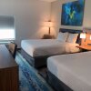 Отель La Quinta Inn & Suites by Wyndham Galveston North at I-45, фото 4