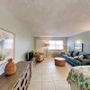 Отель 111 Sea Breeze - 1 Br Condo, фото 12