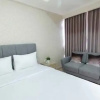Отель Minimalist and Homey Studio Menteng Park Apartment, фото 15