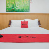 Отель RedDoorz near Kartini Mall Lampung, фото 16