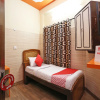 Отель OYO 15993 Hotel Ashoka Guest House, фото 16