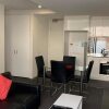 Отель Essendon Apartments, фото 4