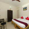 Отель OYO 9260 Olive Castles Inn, фото 5