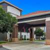 Отель La Quinta Inn & Suites by Wyndham Visalia/Sequoia Gateway, фото 1