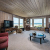 Отель Stone's Throw by Avantstay Gorgeous Oceanfront Home on Manzanita Beach!, фото 19