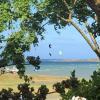 Отель Cairn Bay Lodge, фото 9