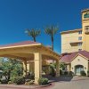 Отель La Quinta Inn & Suites Phoenix Mesa West, фото 26